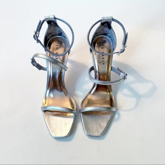 Ted Baker Triam Silver Triple Strap Sandal Size 39.5 - Picture 6 of 16